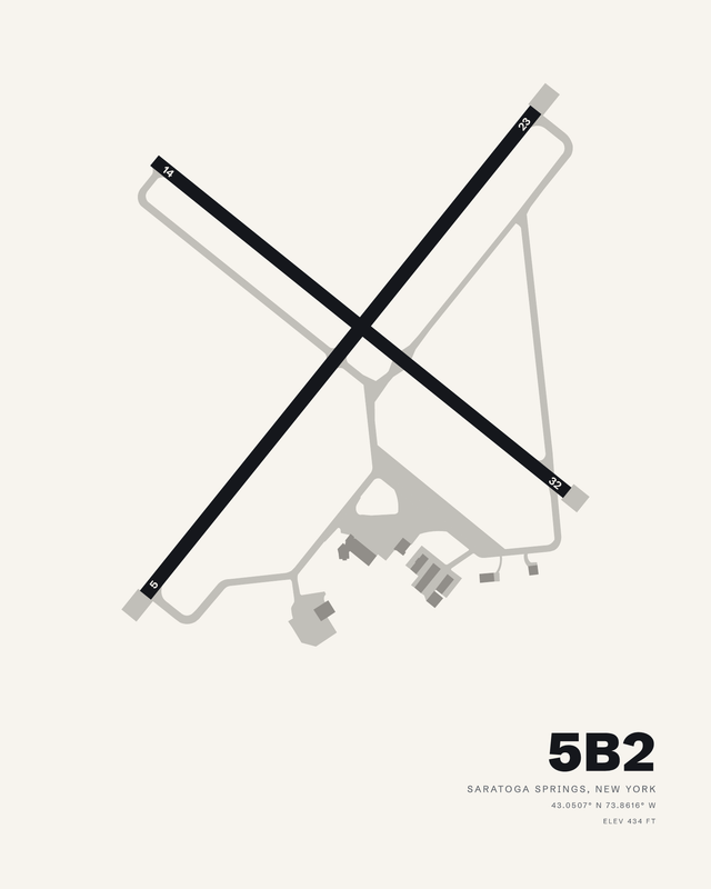 Saratoga County 5B2 airport map print in the white colorway, runways 05/23 and 14/32 crossing in a dark X.