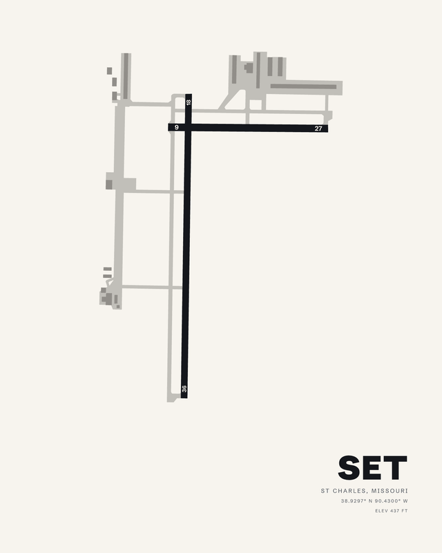 SET airport map print on white: runway 18/36 crossed by runway 09/27 at St. Charles County Regional/Smartt Field, Missouri.